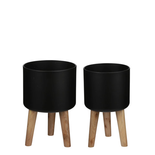 Oliver Guinda Ceramic Pot Planter Wayfair.co.uk